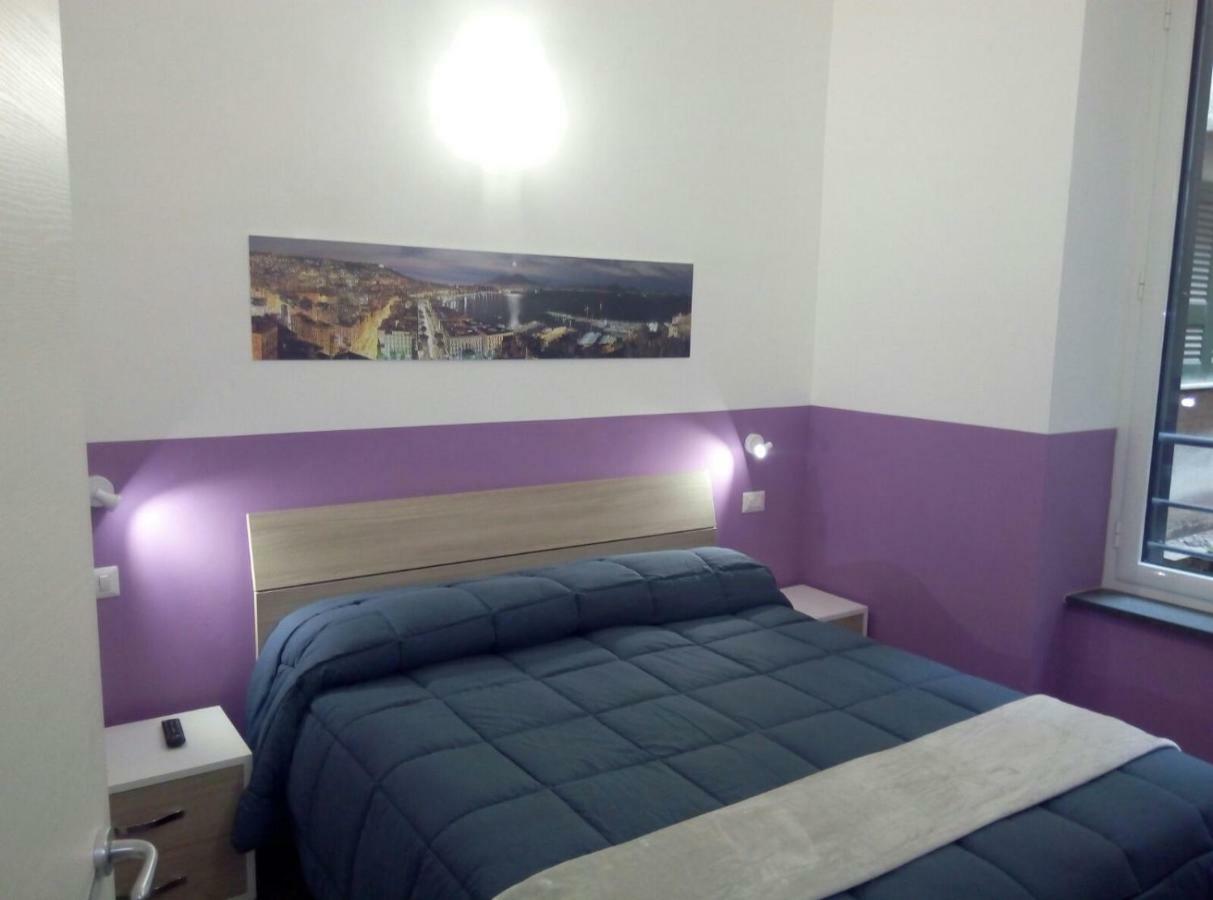 Gradoni Di Chiaia Twenty Three Bed & Breakfast Наполи Екстериор снимка